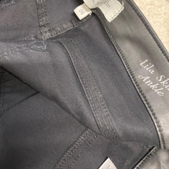 Henry and Belle Skinny Ankle zipper Coated jean - Picture 5 of 6